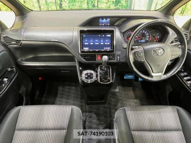 Toyota NOAH 2017-07 321545-1