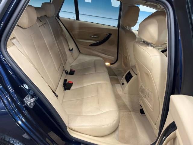 Bmw 3 SERIES 2014-12 185897-9