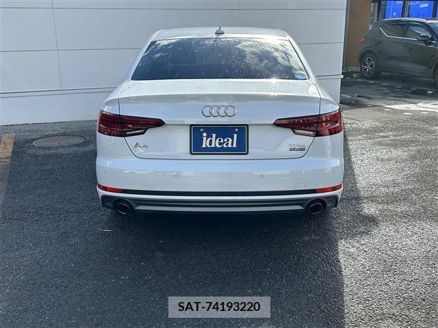 Audi A4 2018-11 260993-5
