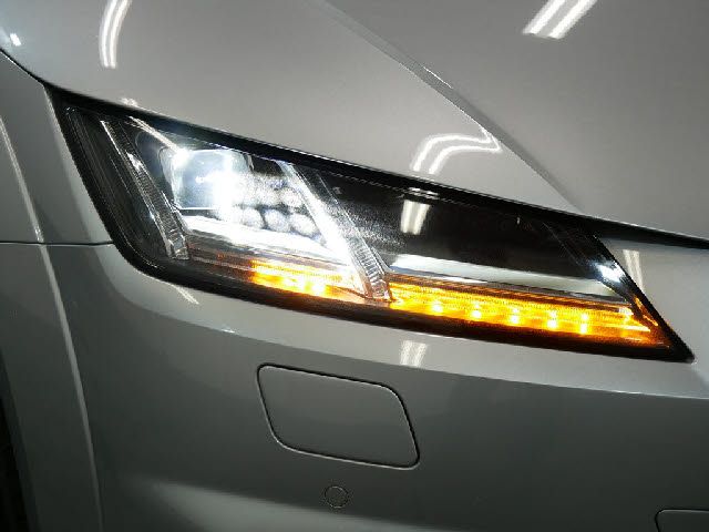 Audi TTS 2016-09 20775-26