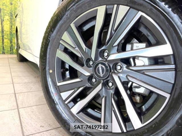 Nissan SERENA 2023-03 205384-14