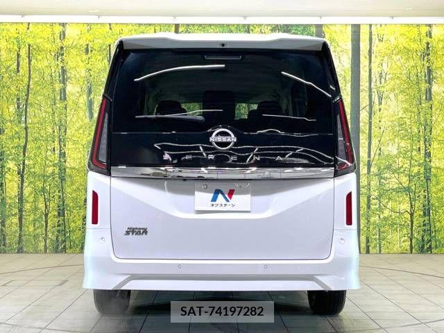 Nissan SERENA 2023-03 205384-16