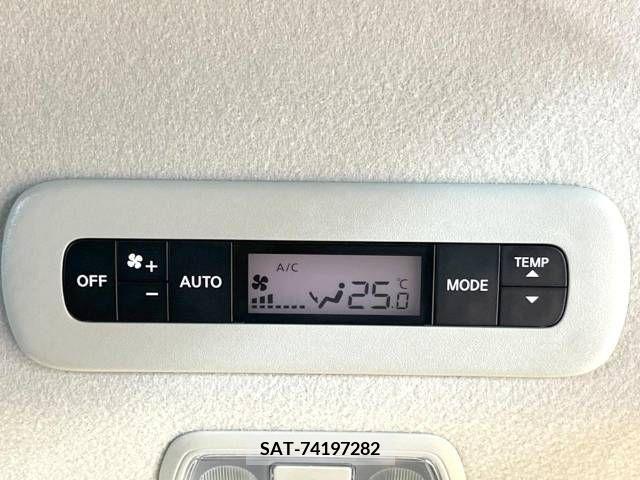 Nissan SERENA 2023-03 205384-6
