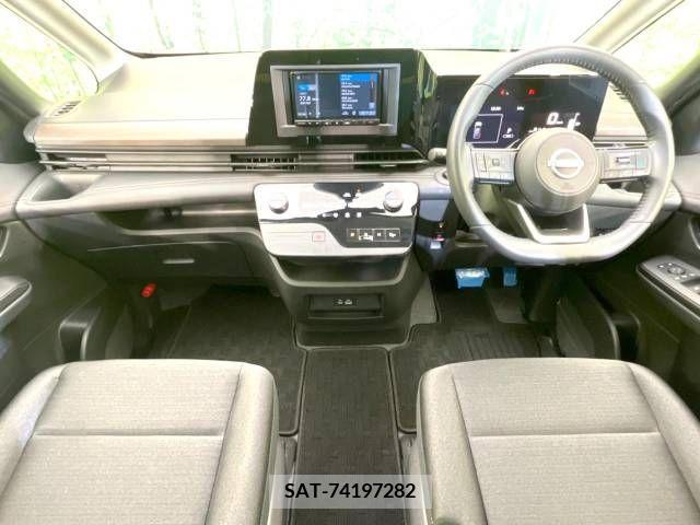 Nissan SERENA 2023-03 205384-1