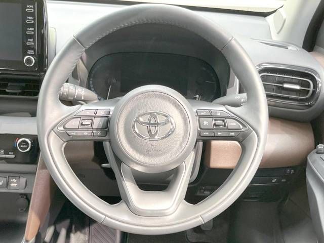 Toyota YARIS CROSS 2021-06 189247-11