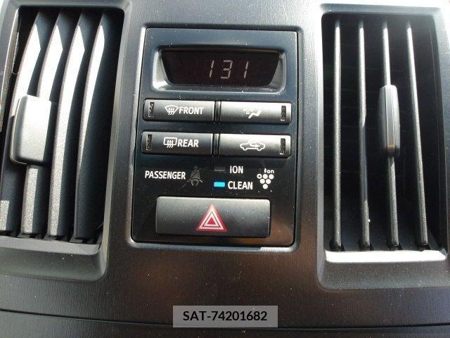 Toyota SAI 2010-12 283996-11