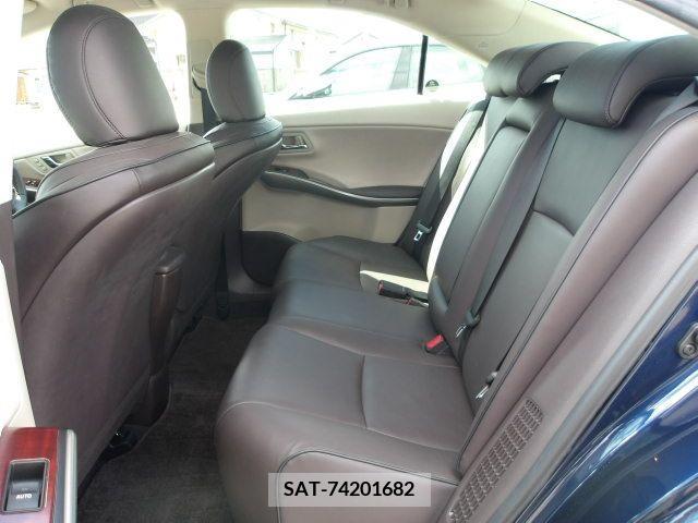 Toyota SAI 2010-12 283996-5