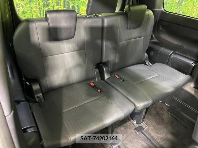 Toyota ESQUIRE 2016-11 216517-9