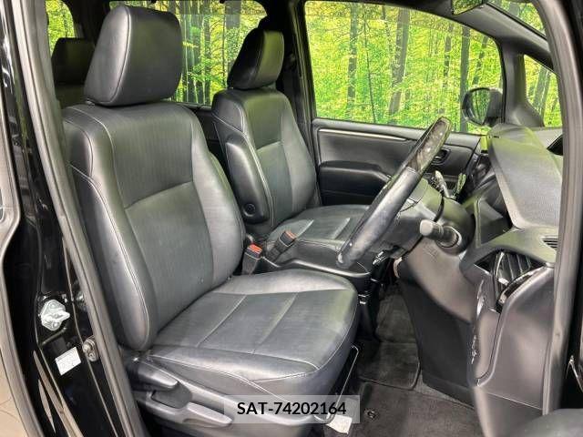 Toyota ESQUIRE 2016-11 216517-7