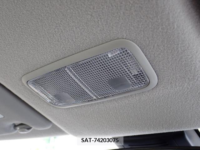 Toyota COROLLA AXIO 2018-01 211049-20