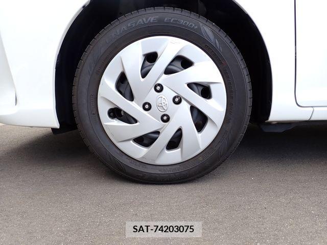 Toyota COROLLA AXIO 2018-01 211049-18