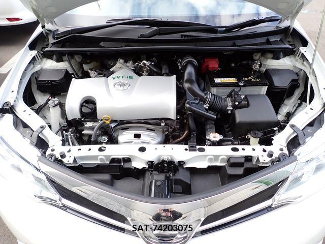 Toyota COROLLA AXIO 2018-01 211049-19