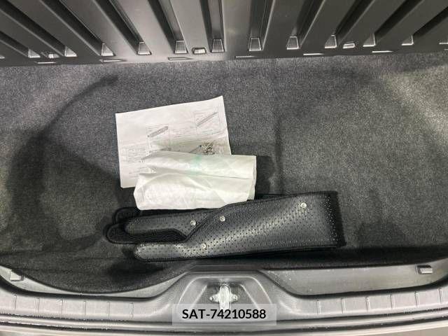 Toyota NOAH 2023-04 375865-12