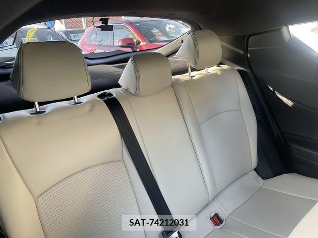 Toyota C-HR 2020-11 294897-6
