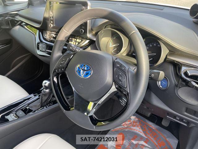 Toyota C-HR 2020-11 294897-8