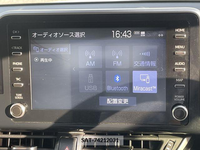 Toyota C-HR 2020-11 294897-11