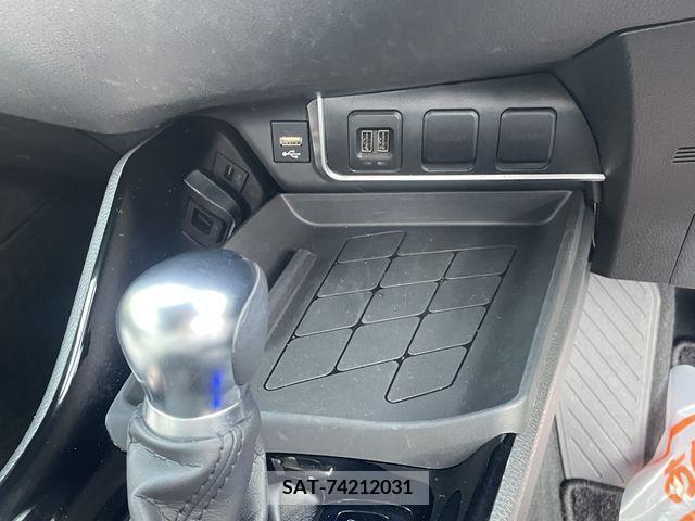 Toyota C-HR 2020-11 294897-14