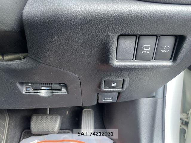 Toyota C-HR 2020-11 294897-17