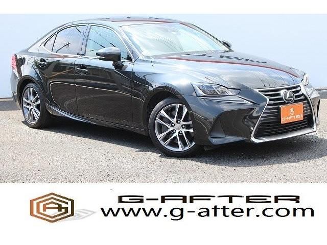 Lexus IS 2017-02 8228-0