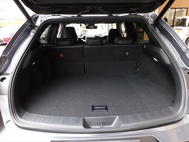 Lexus UX 2020-06 23052-17