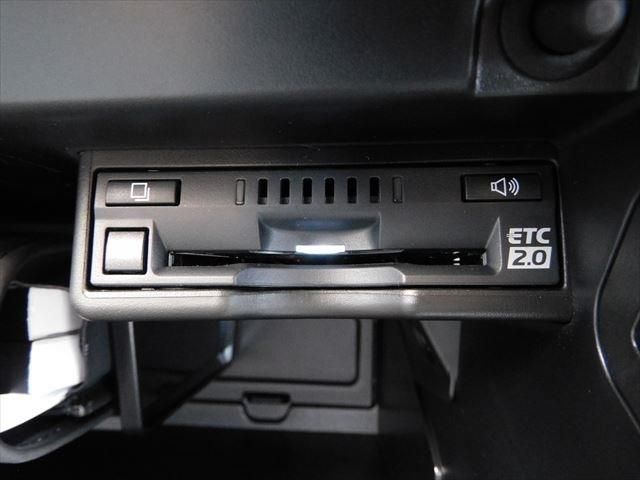 Lexus UX 2020-06 23052-27