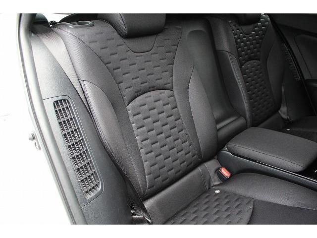 Toyota PRIUS PHV 2017-03 6903-15