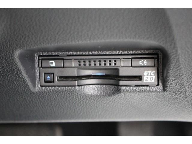 Toyota PRIUS PHV 2017-03 6903-4