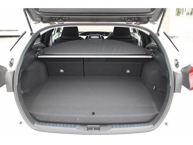 Toyota PRIUS PHV 2017-03 6903-17