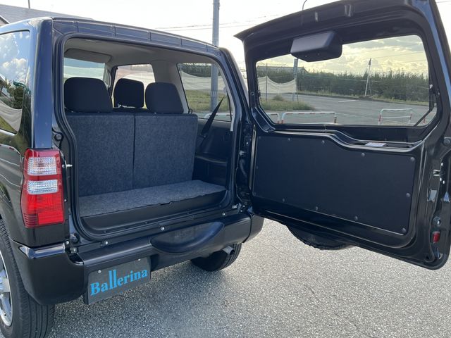 Nissan KIX 2011-01 14529-19