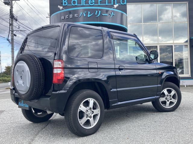Nissan KIX 2011-01 14529-4