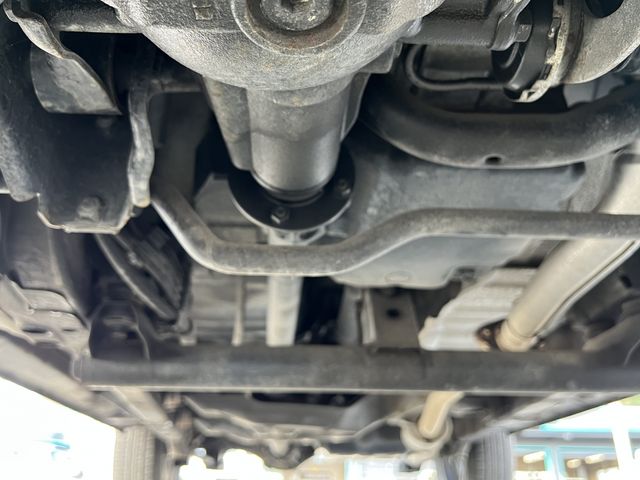 Nissan KIX 2011-01 14529-24