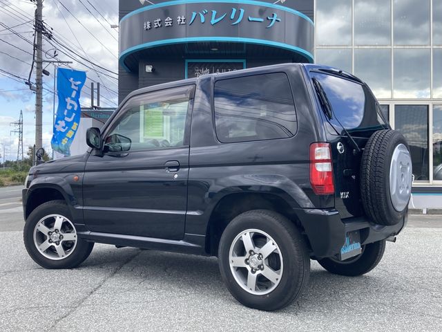 Nissan KIX 2011-01 14529-5