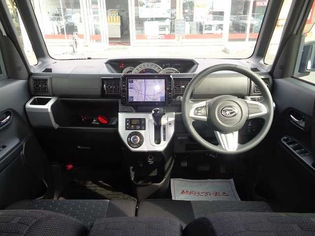 Daihatsu WAKE 2015-11 8100-1