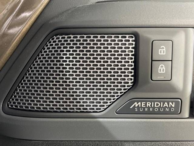 ROVER DEFENDER 2022-02 181768-6
