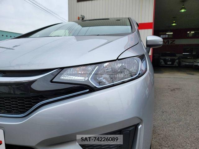 Honda FIT HYBRID 2017-03 304084-16