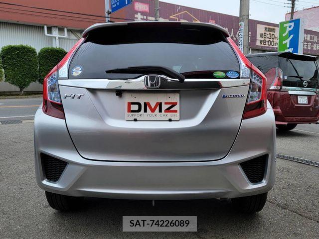 Honda FIT HYBRID 2017-03 304084-3