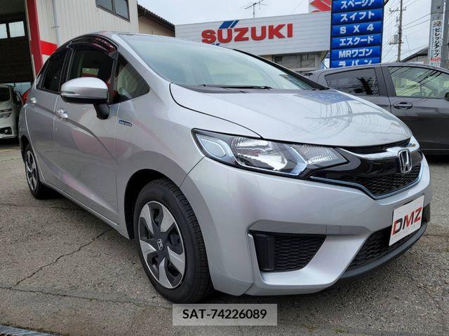 Honda FIT HYBRID 2017-03 304084-1