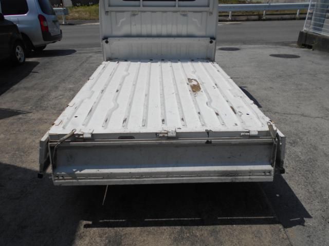 Suzuki CARRY TRUCK 2006-02 7777-29
