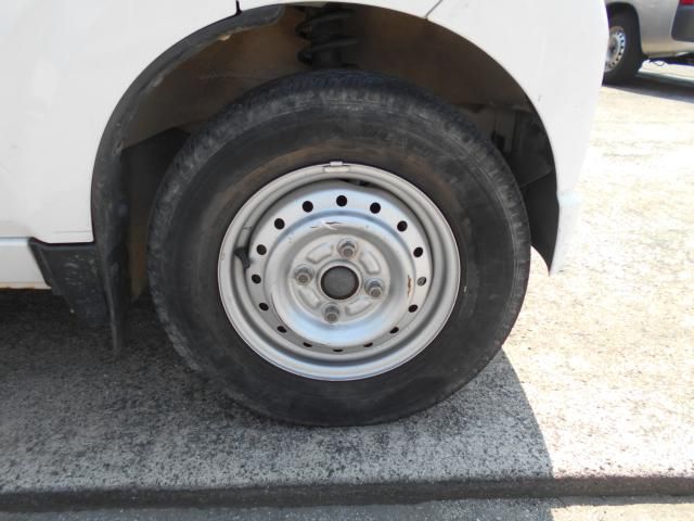 Suzuki CARRY TRUCK 2006-02 7777-15