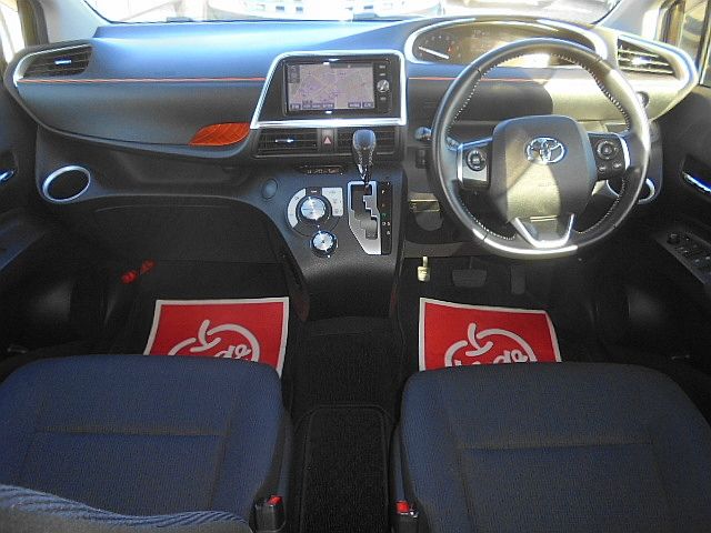 Toyota SIENTA 2016-12 184430-1