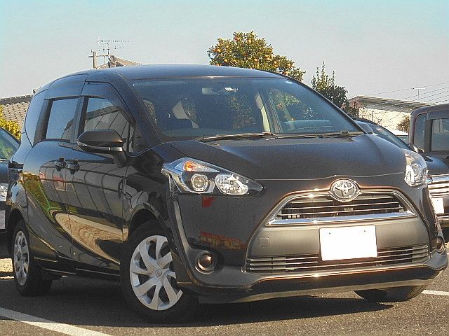 Toyota SIENTA 2016-12 184430-3