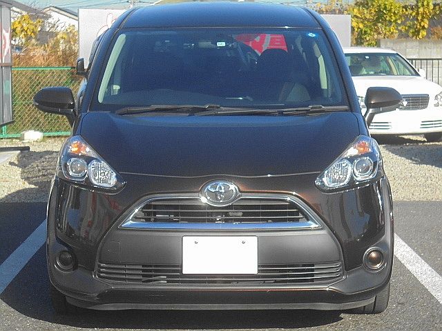 Toyota SIENTA 2016-12 184430-5