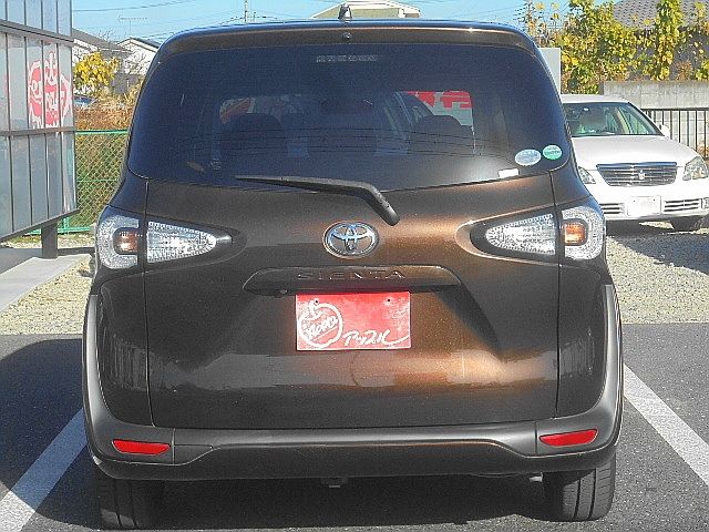 Toyota SIENTA 2016-12 184430-6