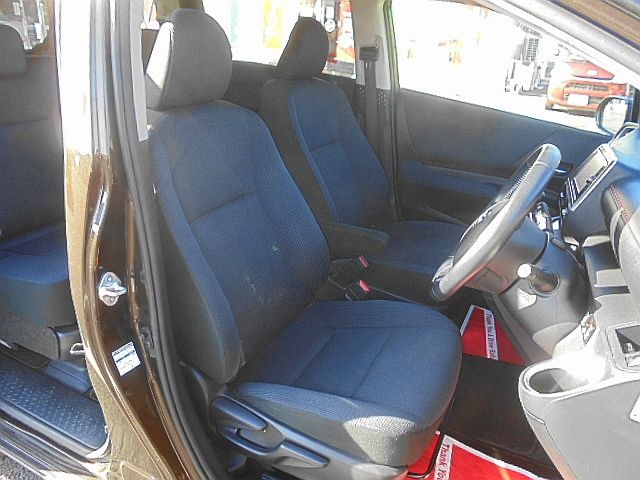Toyota SIENTA 2016-12 184430-23