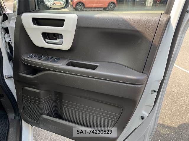 Honda N BOX 2021-07 351967-9
