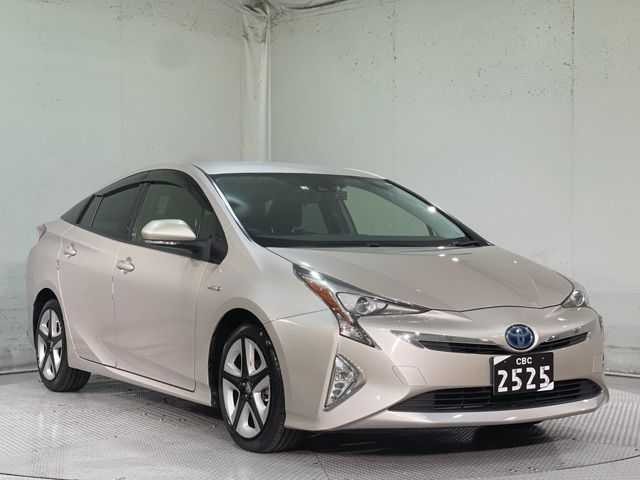 Toyota PRIUS 2016-03 189219-0