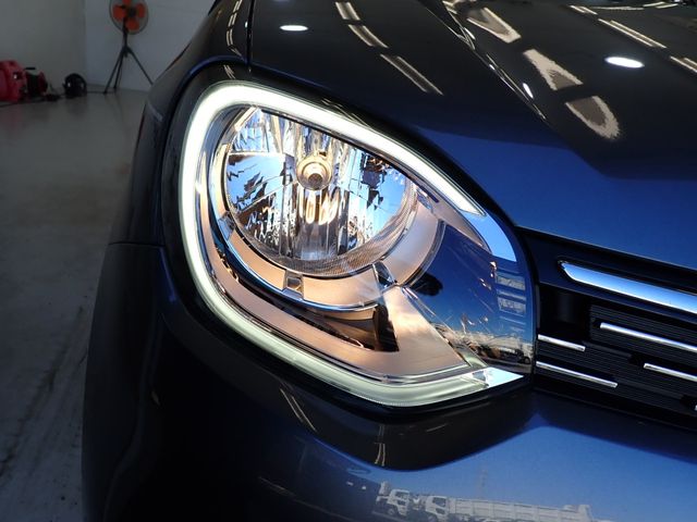Renault TWINGO 2022-10 11701-8