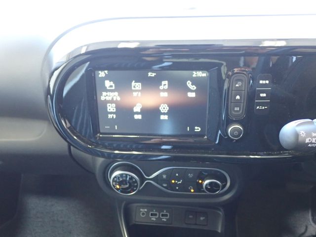 Renault TWINGO 2022-10 11701-20