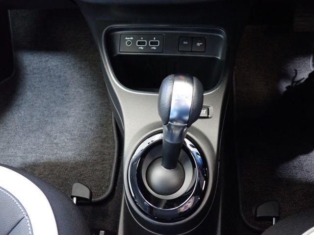 Renault TWINGO 2022-10 11701-21