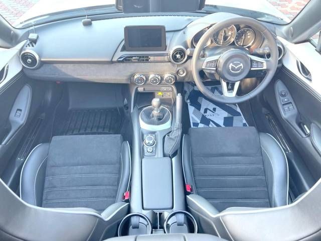Mazda ROADSTER 2022-07 12569-1